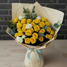 Букет цветов из:  Розы в Плюссе