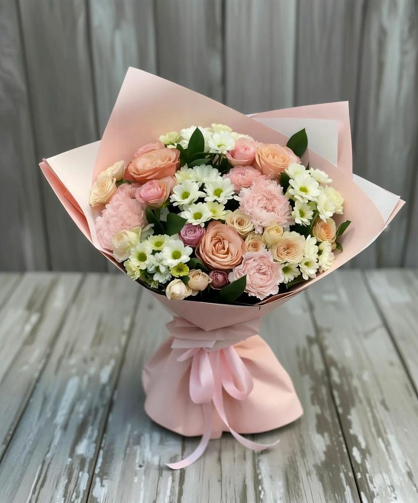 Букет цветов из: Гвоздики, Розы и Хризантемы в Плюссе