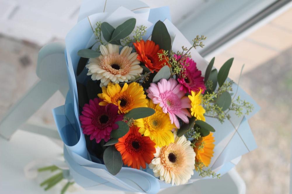 Букет цветов из: Герберы в Плюссе