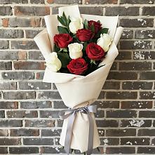 Букет цветов из:  Розы в Плюссе