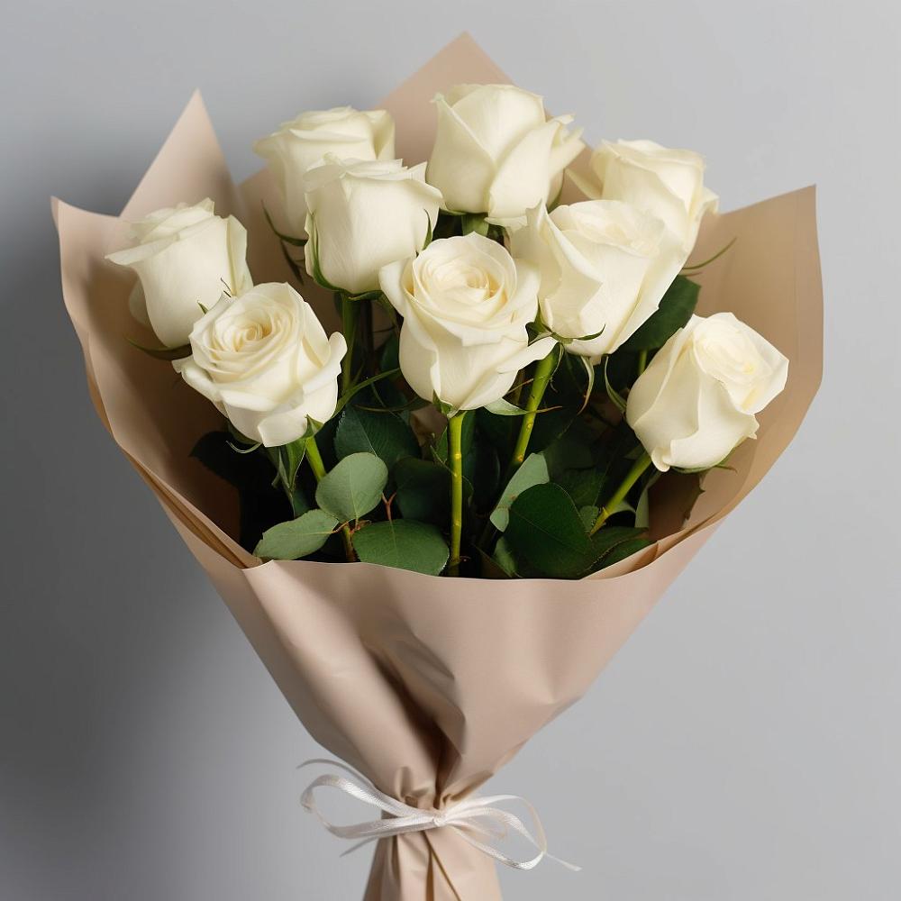 Букет 9 Белых роз Эдлесс Лав в Плюссе