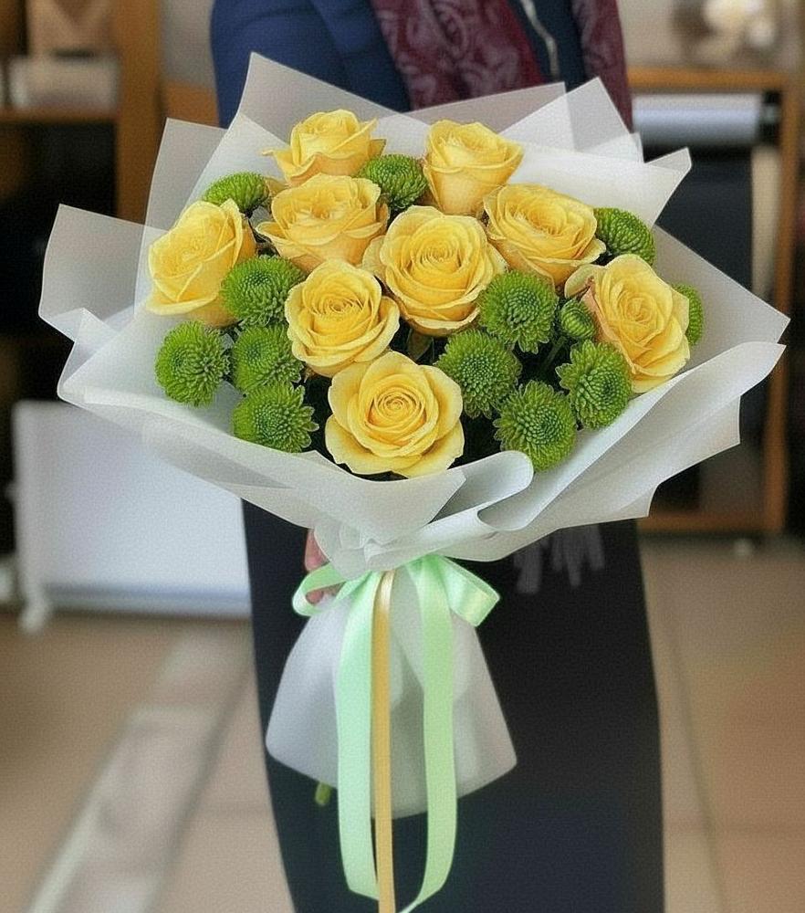 Букет цветов из: Хризантемы и Розы в Плюссе