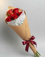 Букет цветов из:  Розы в Плюссе