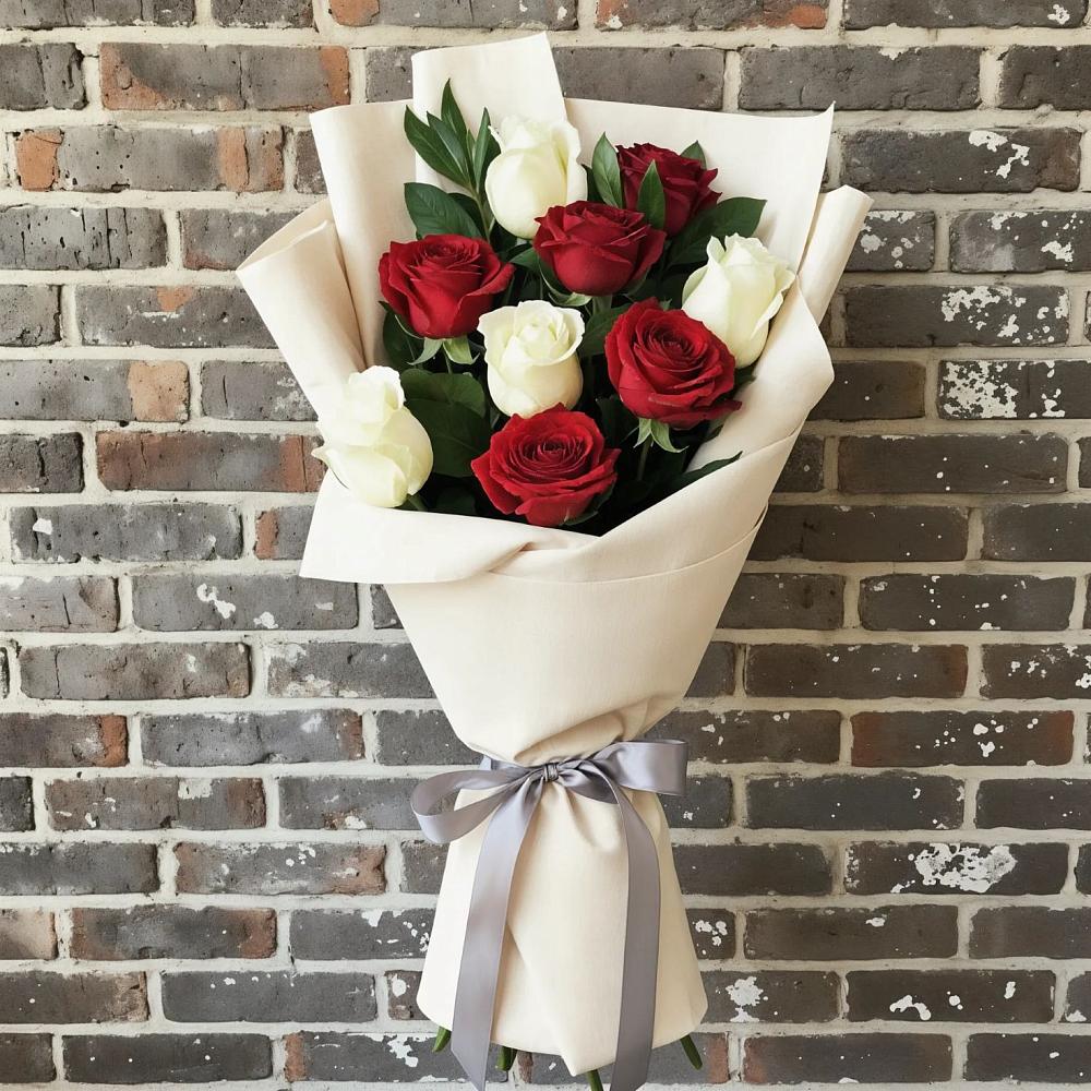 Букет цветов из: Розы в Плюссе