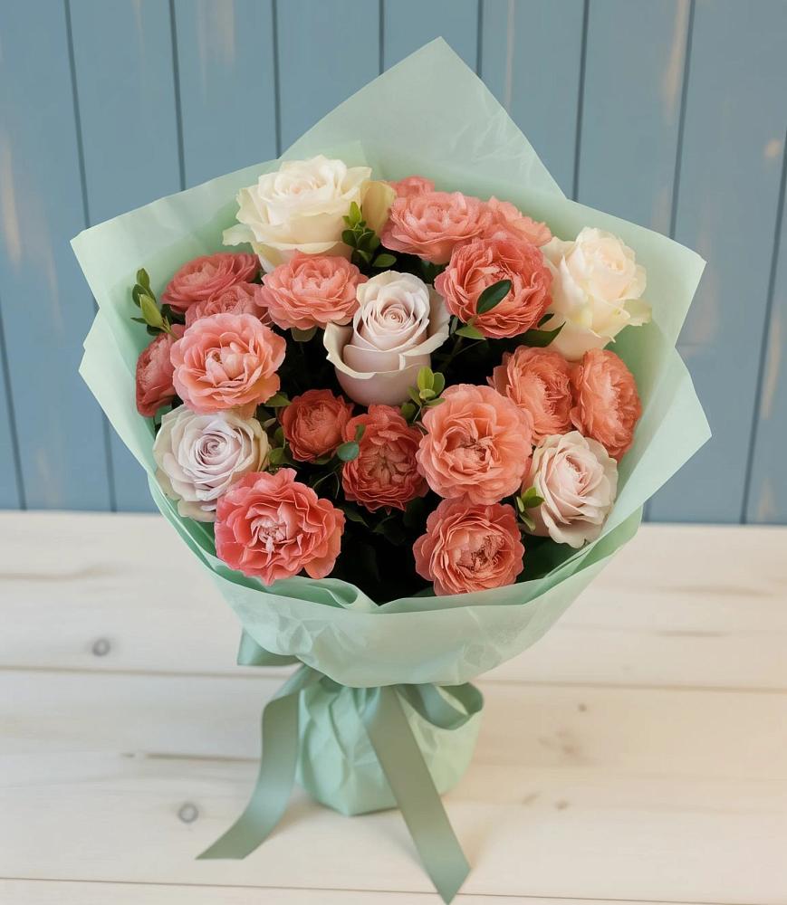 Букет цветов из: Розы в Плюссе