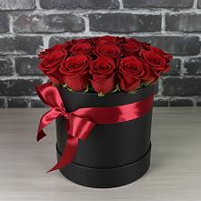 Цветочная композиция из Розы в шляпной коробке в Плюссе