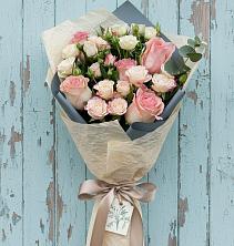 Букет цветов из:  Розы в Плюссе