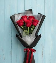 Букет цветов из:  Розы в Плюссе