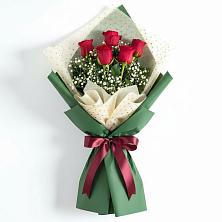 Букет цветов из:  Розы в Плюссе