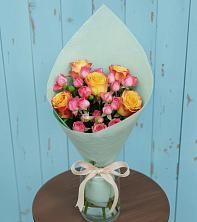 Букет цветов из:  Розы в Плюссе