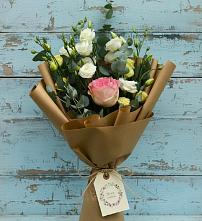 Букет цветов из:  Розы и Лизиантусы #REPLACE_PRED# Плюссе