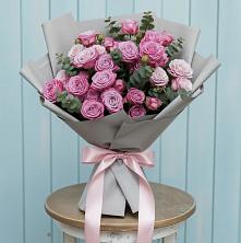 Букет цветов из:  Розы в Плюссе